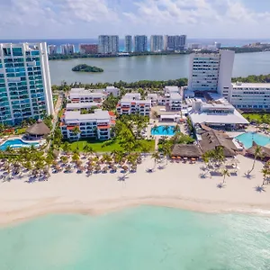Beachscape Kin Ha & 4* Cancún
