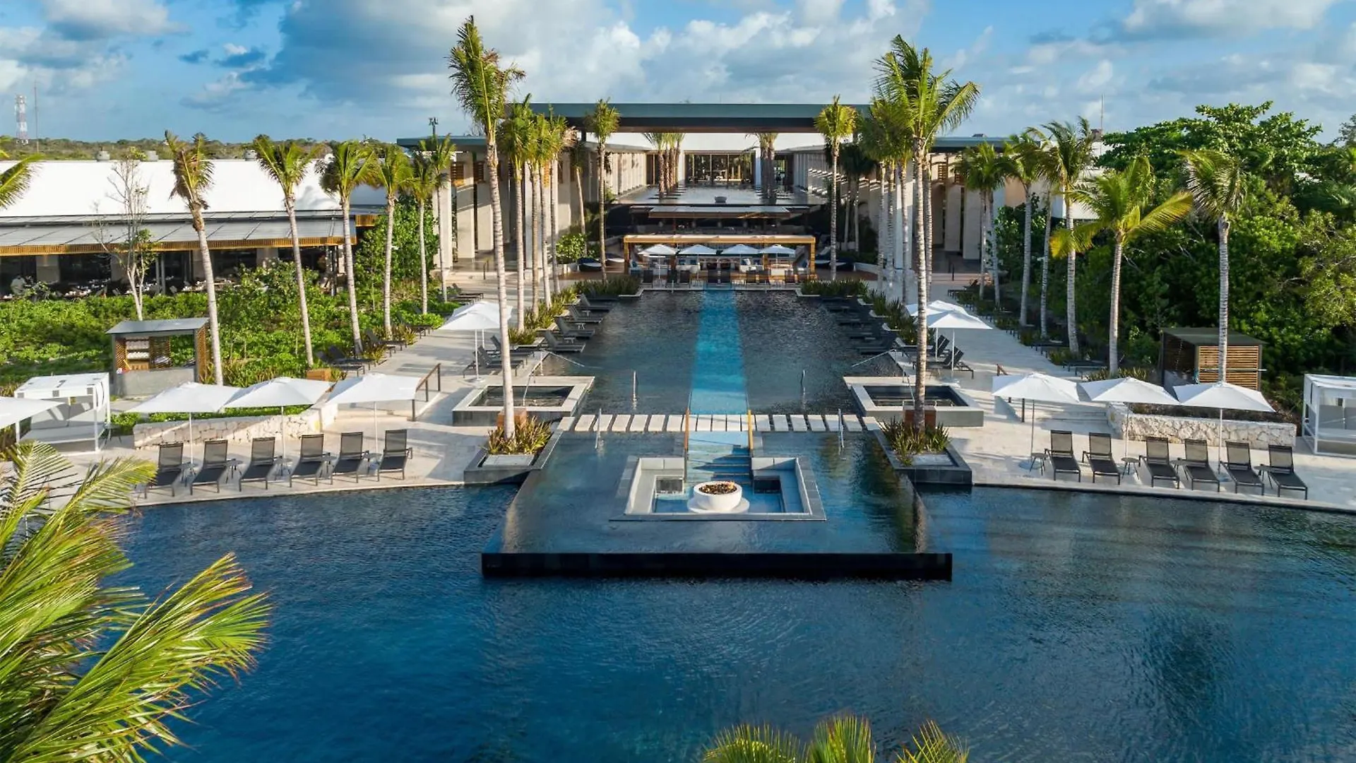 Conrad Tulum Riviera Maya 5*,  Messico