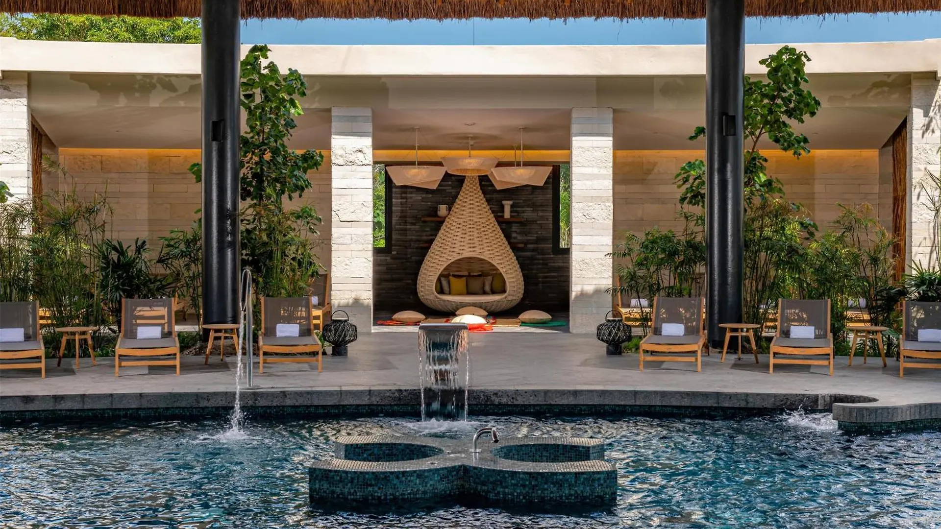 Conrad Tulum Riviera Maya 5*,